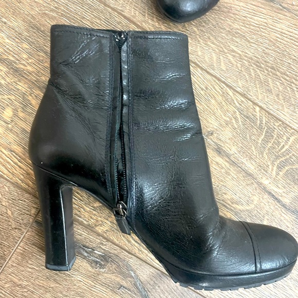 Prada Authentic leather platforms booties size 37.5 black - Picture 4 of 7